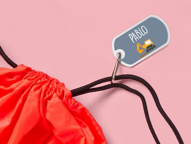 Etiqueta para mochilas