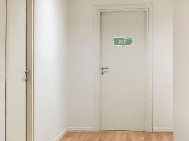 Pegatina para puerta básica