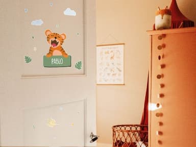 Pegatina para puerta con tema