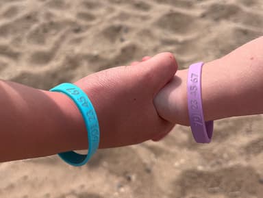 Pulsera SOS delgada